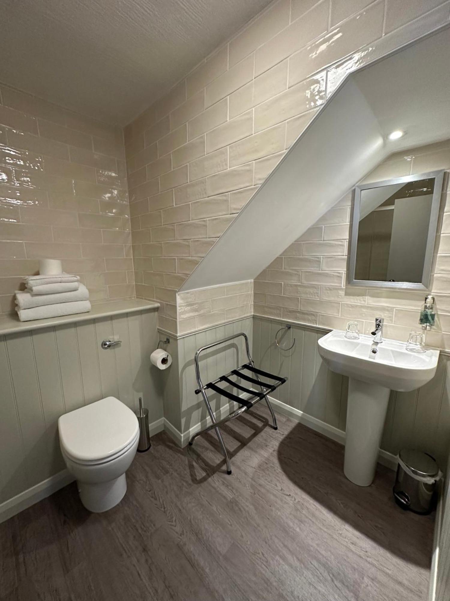 Hotel The Goddard Arms Swindon Zewnętrze zdjęcie
