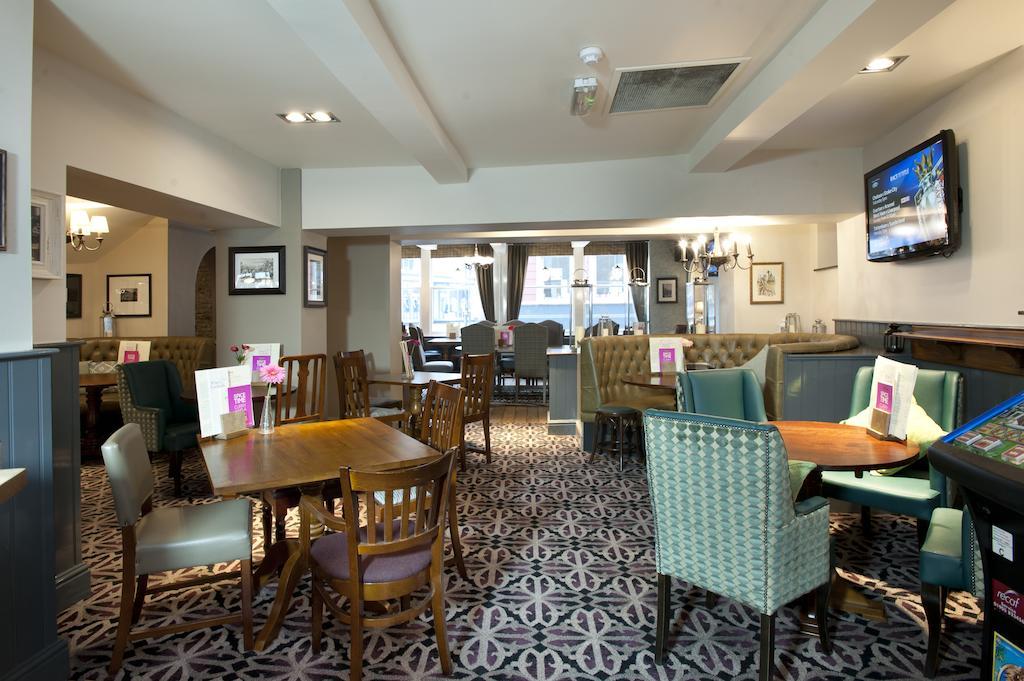 Hotel The Goddard Arms Swindon Zewnętrze zdjęcie