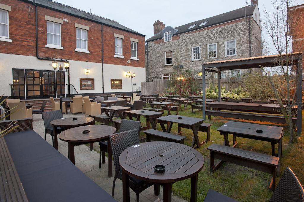 Hotel The Goddard Arms Swindon Zewnętrze zdjęcie